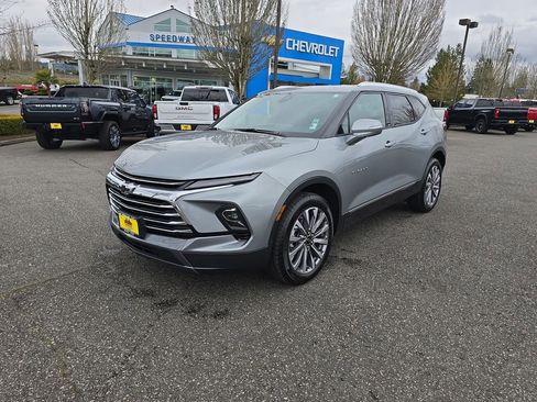 New 2025 Chevrolet Blazer Premier w/ Driver Confidence II Package image 1