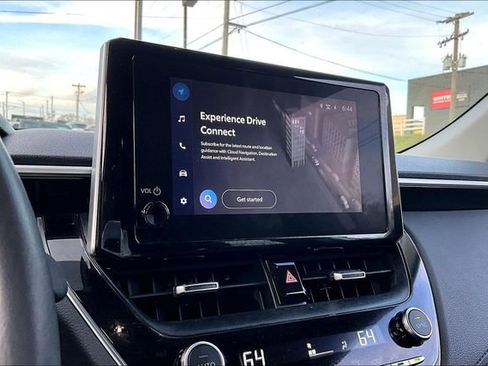 Used 2024 Toyota Corolla Cross XLE w/ Convenience Package image 22