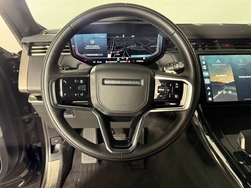 Used 2025 Land Rover Range Rover Sport SE AWD/4WD image 16