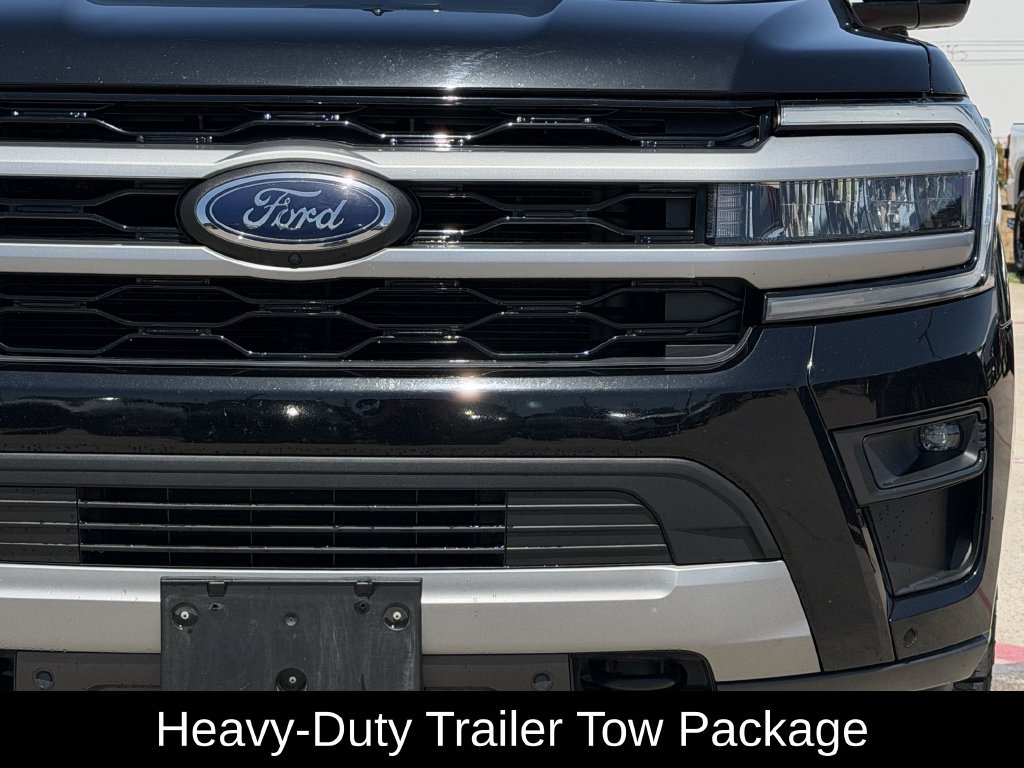 Used 2022 Ford Expedition XLT AWD/4WD image 4
