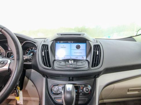 Used 2016 Ford Escape SE w/ SE Leather Comfort Package AWD/4WD image 28