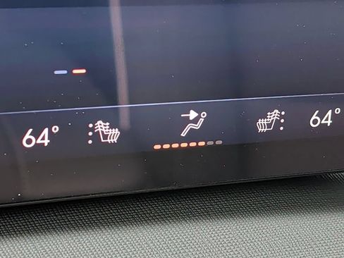 New 2026 Buick Enclave Preferred w/ Power Package AWD/4WD image 32