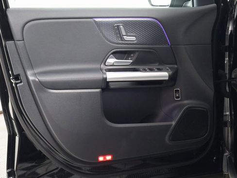 Certified 2025 Mercedes-Benz GLA 250 image 12