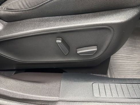 Used 2023 Ford Escape Active w/ Tech Pack #2 AWD/4WD image 12
