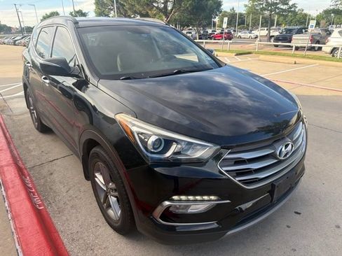 Used 2017 Hyundai Santa Fe Sport FWD image 3