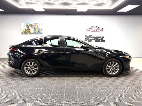 Used 2020 MAZDA MAZDA3 Sedan FWD image 16