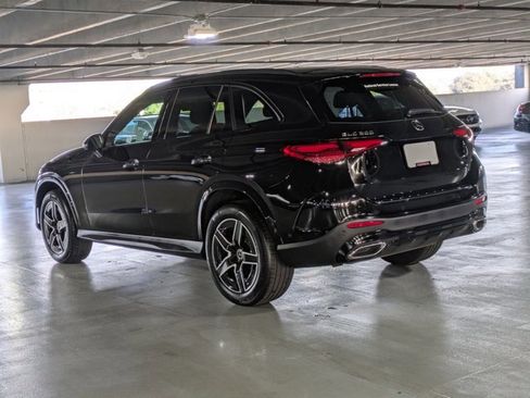 Certified 2025 Mercedes-Benz GLC 300 image 11