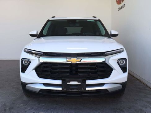 Certified 2025 Chevrolet TrailBlazer LT AWD/4WD image 2