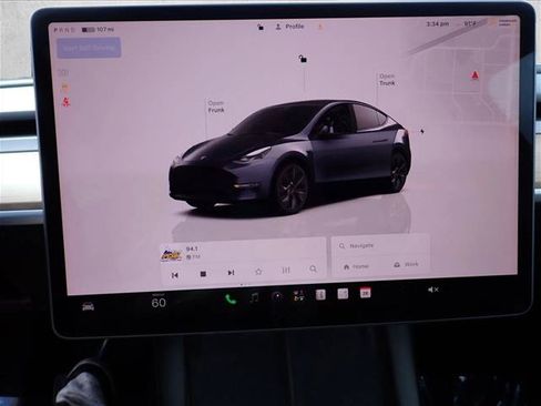 Used 2023 Tesla Model Y Long Range AWD/4WD image 17