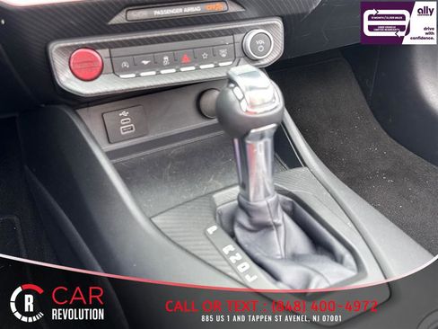 Used 2025 Ford Mustang Premium image 13