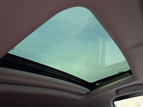 Used 2022 Honda CR-V EX image 17