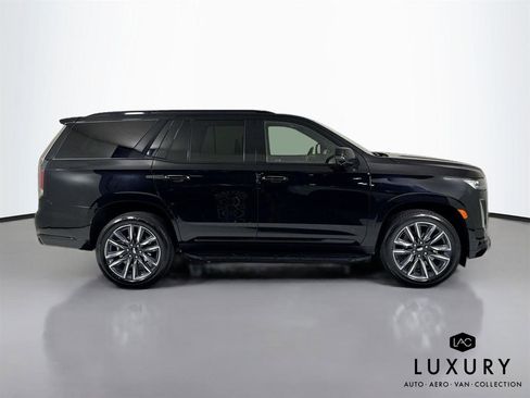Used 2023 Cadillac Escalade Sport image 5