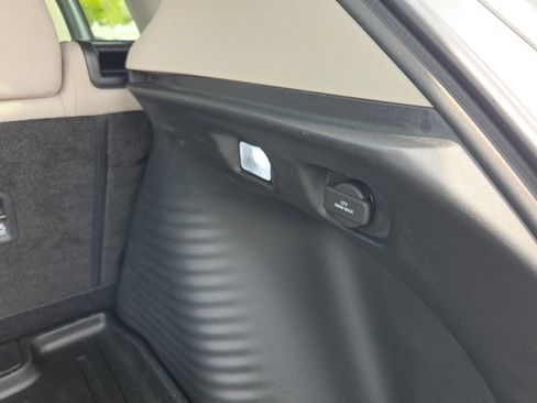 Used 2025 Honda HR-V LX image 53
