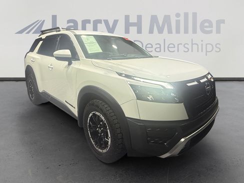 Certified 2025 Nissan Pathfinder Rock Creek AWD/4WD image 7