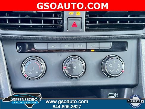 Used 2019 Volkswagen Jetta SE image 17