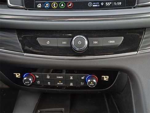 Used 2024 Buick Enclave Premium image 14