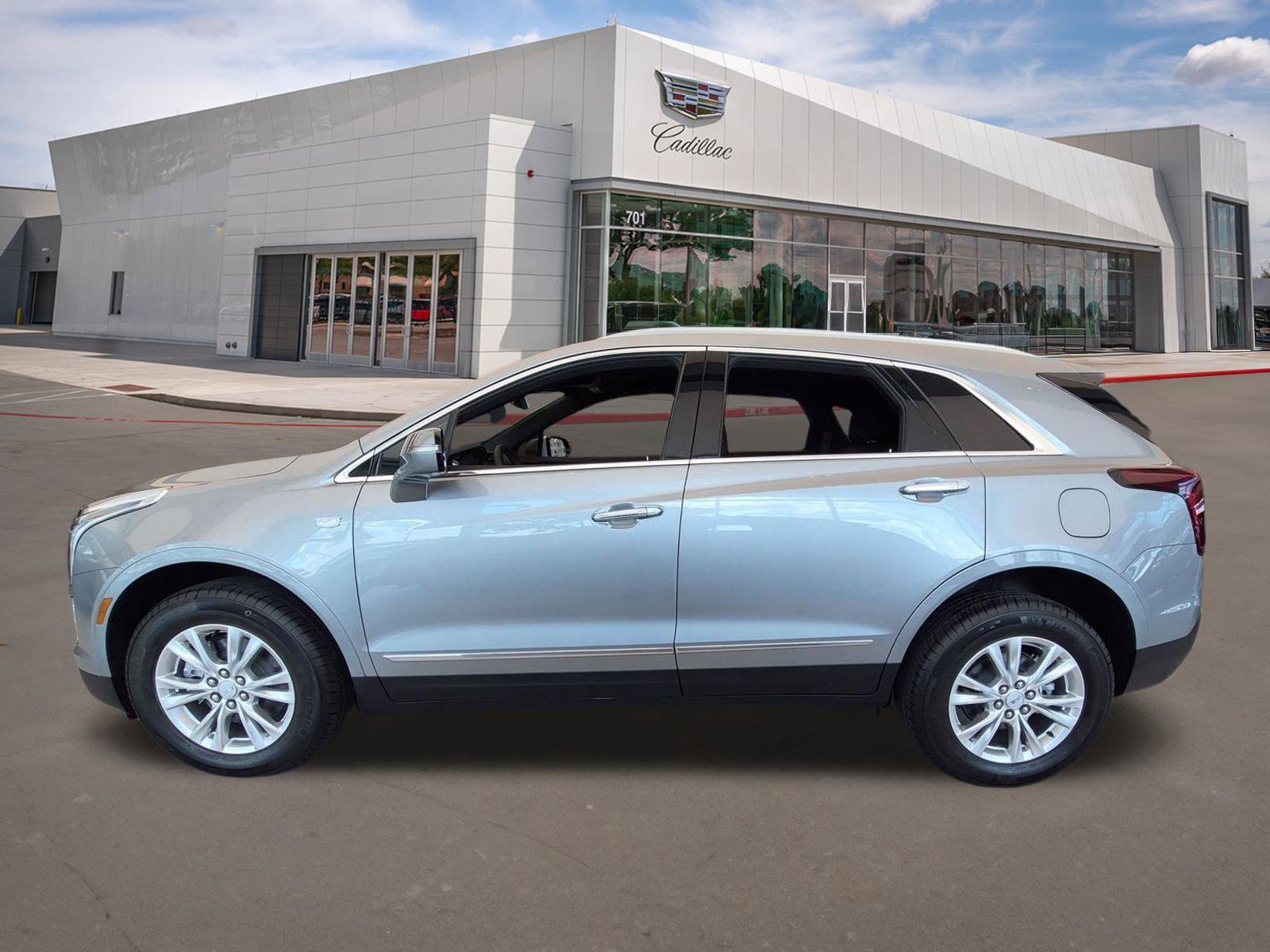 New 2026 Cadillac XT5 Luxury w/ LPO, Floor Liner Package FWD image 3