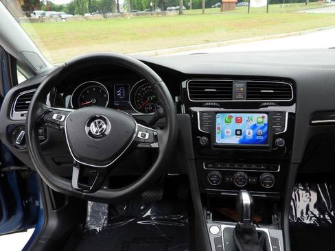 Used 2017 Volkswagen Golf SEL FWD image 44
