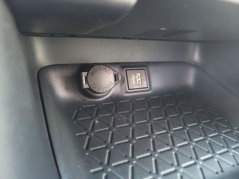 Used 2023 Toyota RAV4 XLE image 21
