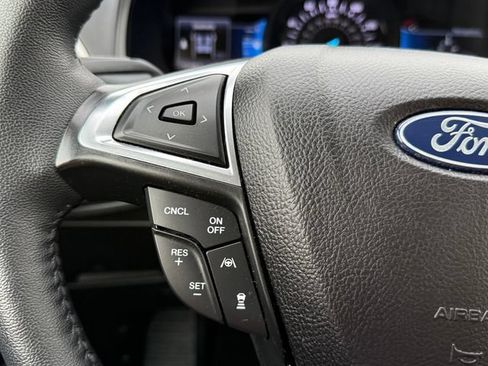 Certified 2024 Ford Edge SEL w/ Convenience Package AWD/4WD image 22