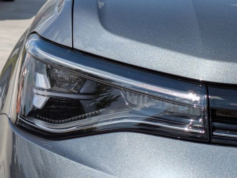 New 2026 Volkswagen Taos SE FWD image 10