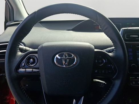 Used 2019 Toyota Prius XLE w/ Advanced Technology Package image 18
