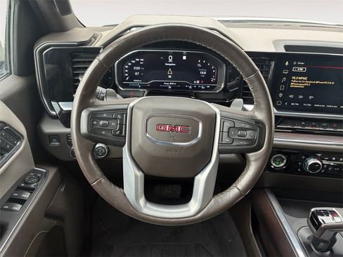 Used 2023 GMC Sierra 1500 SLT w/ SLT Convenience Package image 12