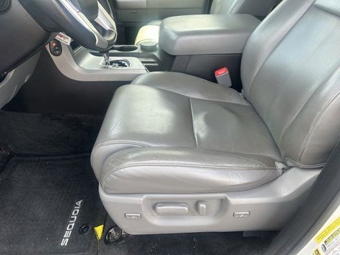 Used 2016 Toyota Sequoia SR5 w/ Premium Package image 16