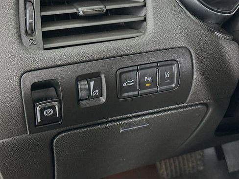 Used 2014 Chevrolet Impala LT w/ Premium Seating Package FWD image 14