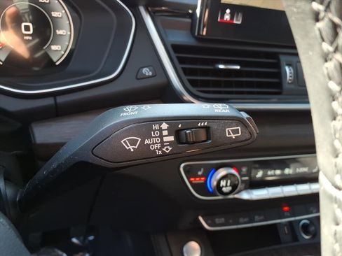 Used 2021 Audi Q5 2.0T Premium Plus w/ Premium Plus Package image 25