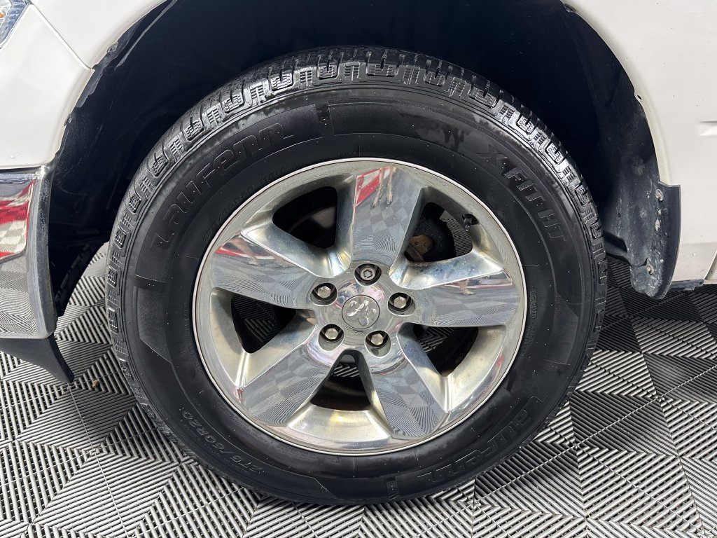 Used 2016 RAM 1500 Big Horn AWD/4WD image 11