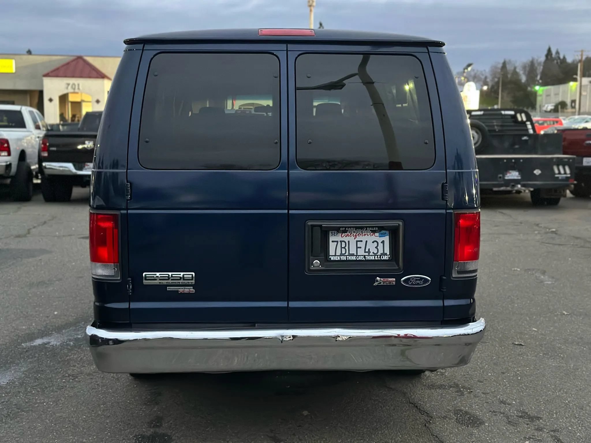 Used 2013 Ford E-350 and Econoline 350 XL RWD image 5