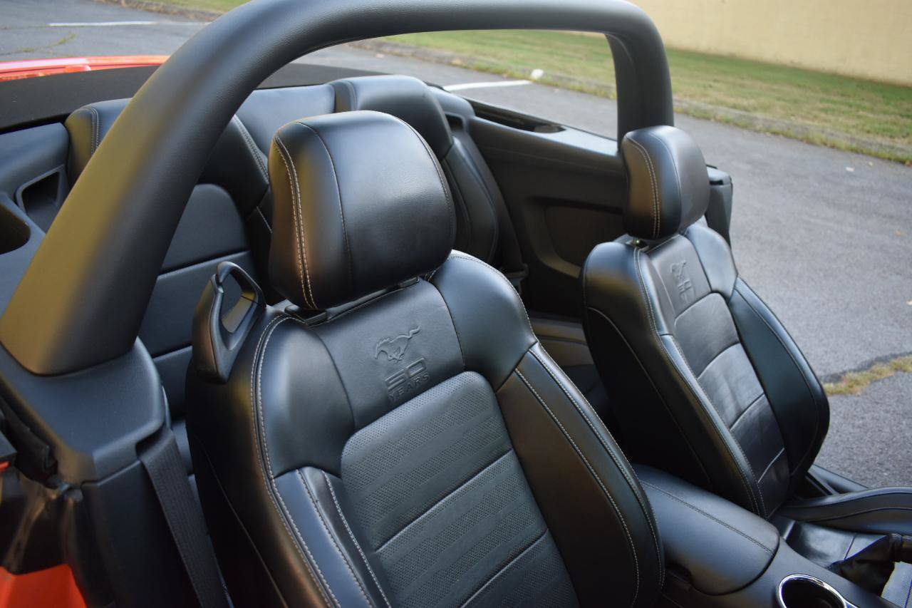 Used 2015 Ford Mustang GT Premium w/ Equipment Group 401A RWD image 19
