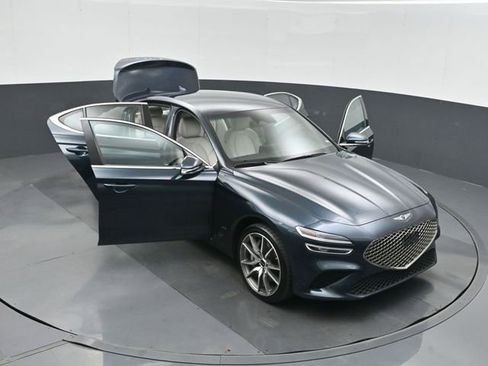 Used 2025 Genesis G70 2.5T AWD/4WD image 50