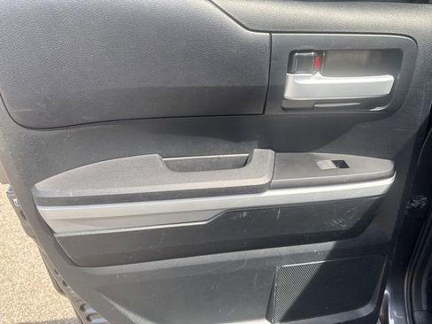 Used 2017 Toyota Tundra SR5 w/ TRD Off Road Package image 21