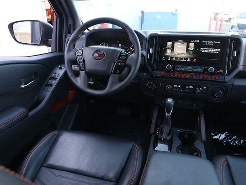 Used 2025 Nissan Frontier PRO-4X w/ Pro Premium Package image 24