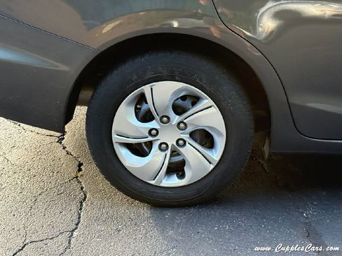 Used 2013 Honda Civic LX image 42