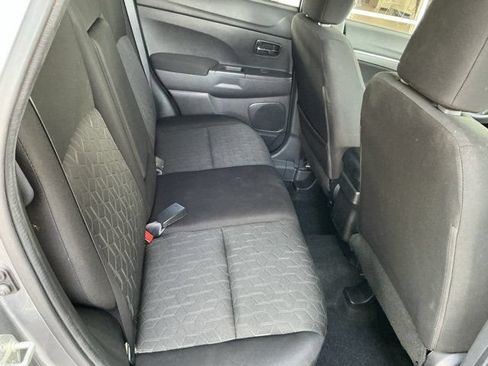 Used 2024 Mitsubishi Outlander Sport ES AWD/4WD image 18