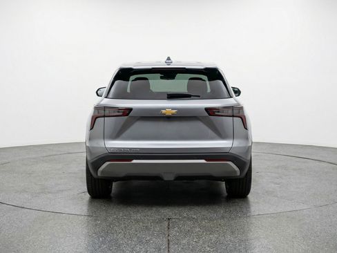 Used 2025 Chevrolet Equinox LT image 7