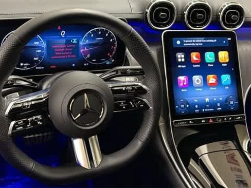 Used 2026 Mercedes-Benz GLC 300 4MATIC image 25