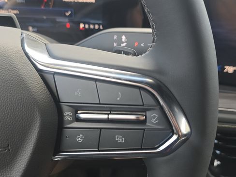 New 2025 Chevrolet Suburban Premier image 10