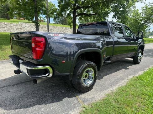 Used 2024 Chevrolet Silverado 3500 LT w/ Convenience Package AWD/4WD image 7