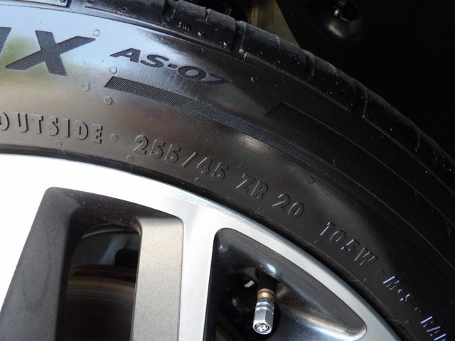Certified 2023 Hyundai Santa Fe Calligraphy AWD/4WD image 30