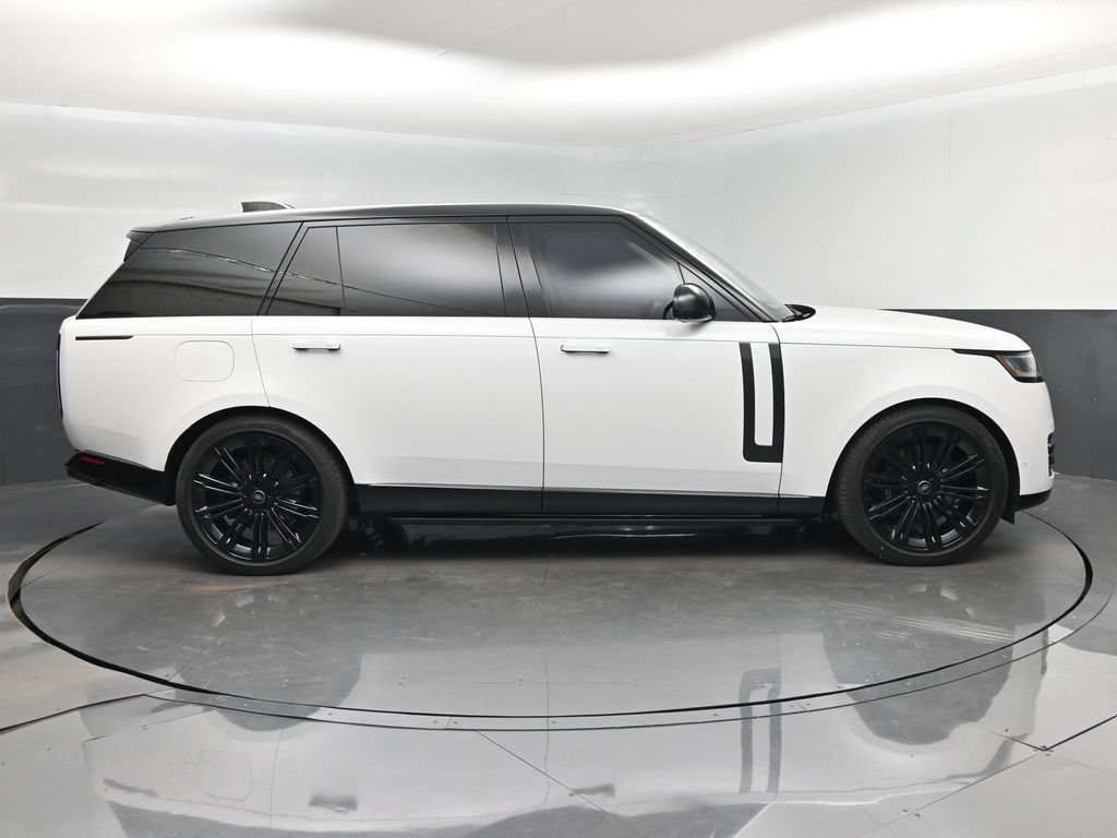 Used 2023 Land Rover Range Rover Long Wheelbase Autobiography AWD/4WD image 2