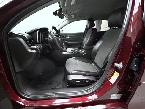 Used 2015 Chevrolet Malibu LT w/ Power Convenience Package image 10