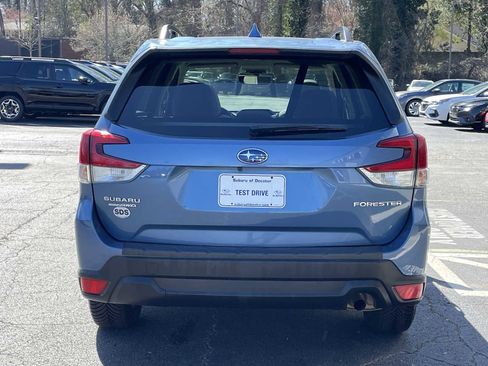 Used 2021 Subaru Forester Premium w/ Popular Package #1 image 3