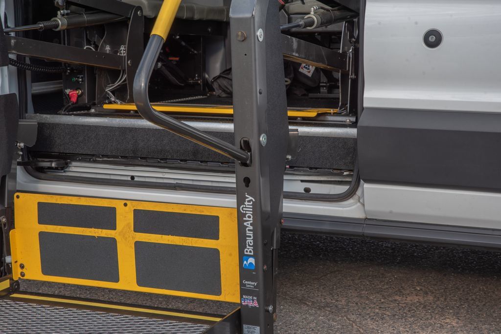 Used 2017 Ford Transit 350 XL RWD image 17