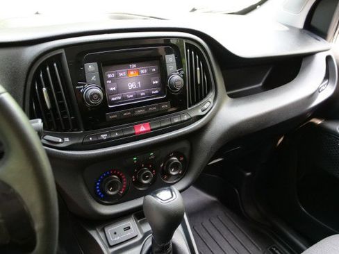 Used 2020 RAM ProMaster City SLT FWD image 11