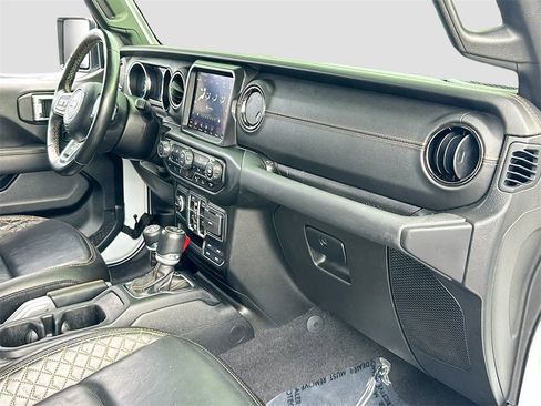 Used 2021 Jeep Wrangler Unlimited Sahara image 29