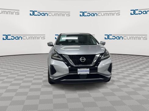 Used 2019 Nissan Murano S FWD image 3
